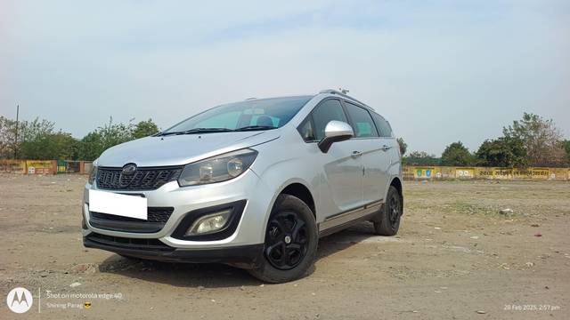 https://images10.gaadi.com/usedcar_image/4402281/original/processed_8a1b90b965c626c870990ada2653053c.jpg?imwidth=6400