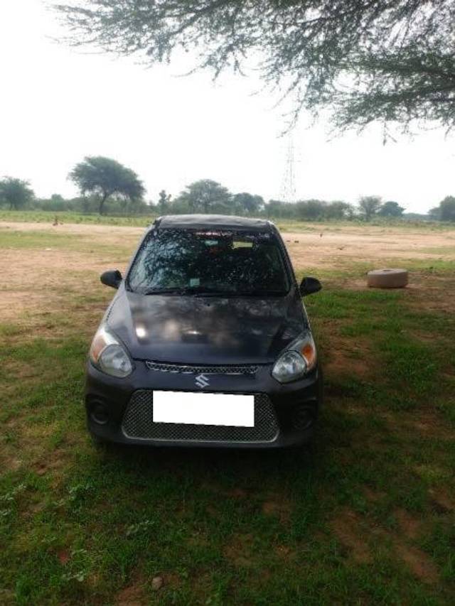 https://images10.gaadi.com/usedcar_image/4402306/original/processed_e4822393-b5d3-4954-8a56-93ba9ac2c5f4.jpg?imwidth=6400