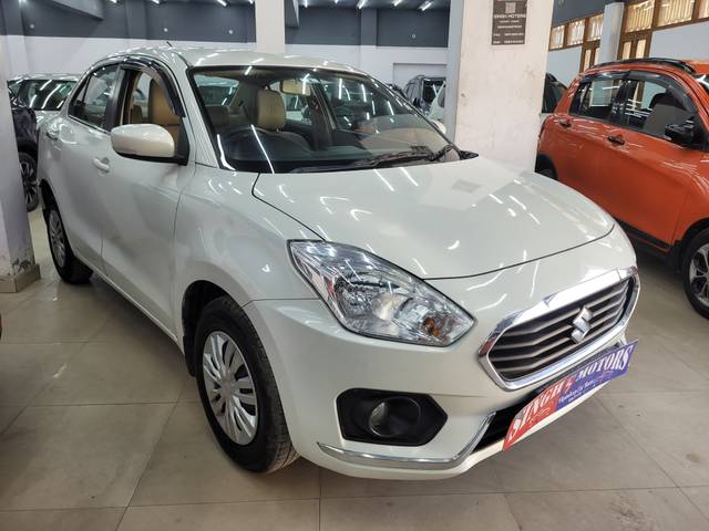 https://images10.gaadi.com/usedcar_image/4402397/original/311fda740d0f9e861ed66d71a8c0c59d.jpg?imwidth=6402