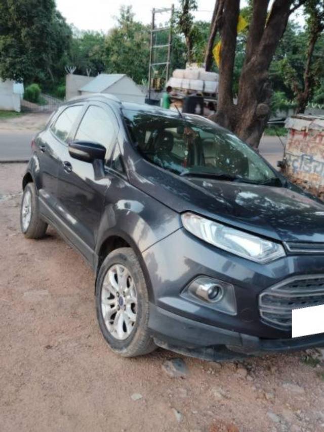 https://images10.gaadi.com/usedcar_image/4402424/original/processed_5ef743be-6ed0-4365-ae3a-7d4b9b4911e7.jpg?imwidth=6400