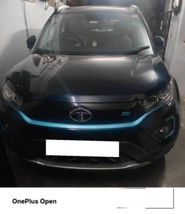 https://images10.gaadi.com/usedcar_image/4402537/original/fe0862cba9c28f41c9a052960ee6380c.jpg?imwidth=6400