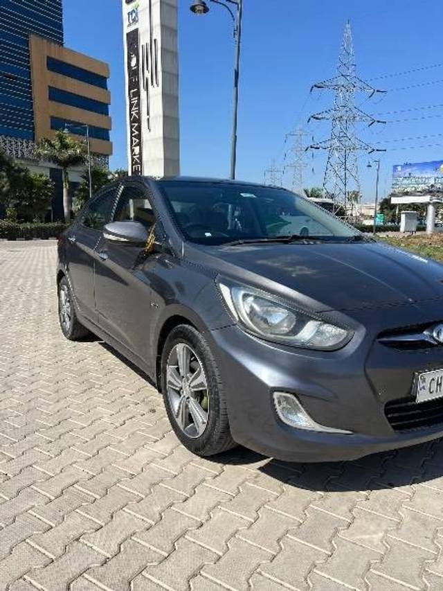 https://images10.gaadi.com/usedcar_image/4402609/original/processed_76f23fb8-9f90-432c-853c-b69806944b1d.jpeg?imwidth=6400