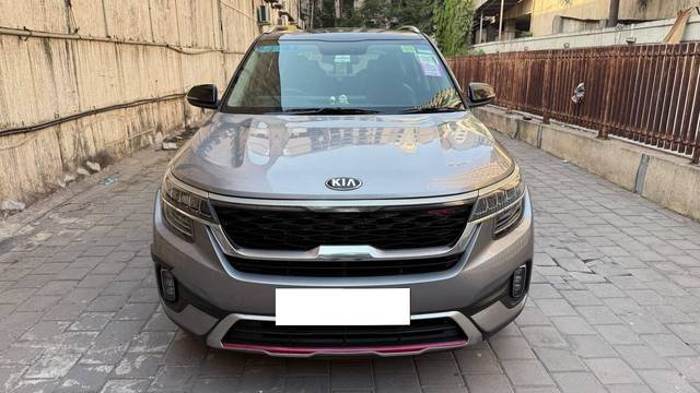 https://images10.gaadi.com/usedcar_image/4402661/original/processed_b0ce890c51228a9a5171f09848d3427b.jpg?imwidth=6400