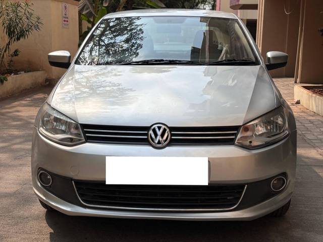 https://images10.gaadi.com/usedcar_image/4402899/original/processed_8ae22508-4b5c-49d7-85c0-d95b98f53365.jpg?imwidth=6400