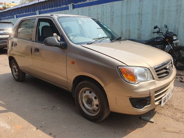 https://images10.gaadi.com/usedcar_image/4402975/original/e583d5ee17037a30f4e90a9832aa2b7b.jpg?imwidth=6401