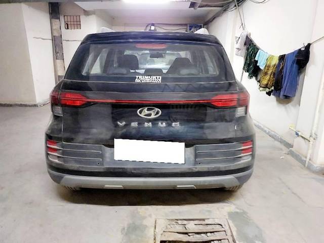 https://images10.gaadi.com/usedcar_image/4402985/original/processed_d78a4d9e-5a4e-4a44-9ae6-8ee360ea5e23.jpg?imwidth=6400