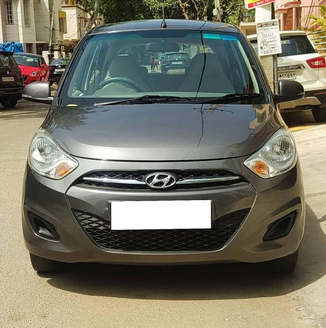 https://images10.gaadi.com/usedcar_image/4403017/original/processed_d7d1c1ac94cfd1c864526b586a6fdb5c.jpg?imwidth=6400