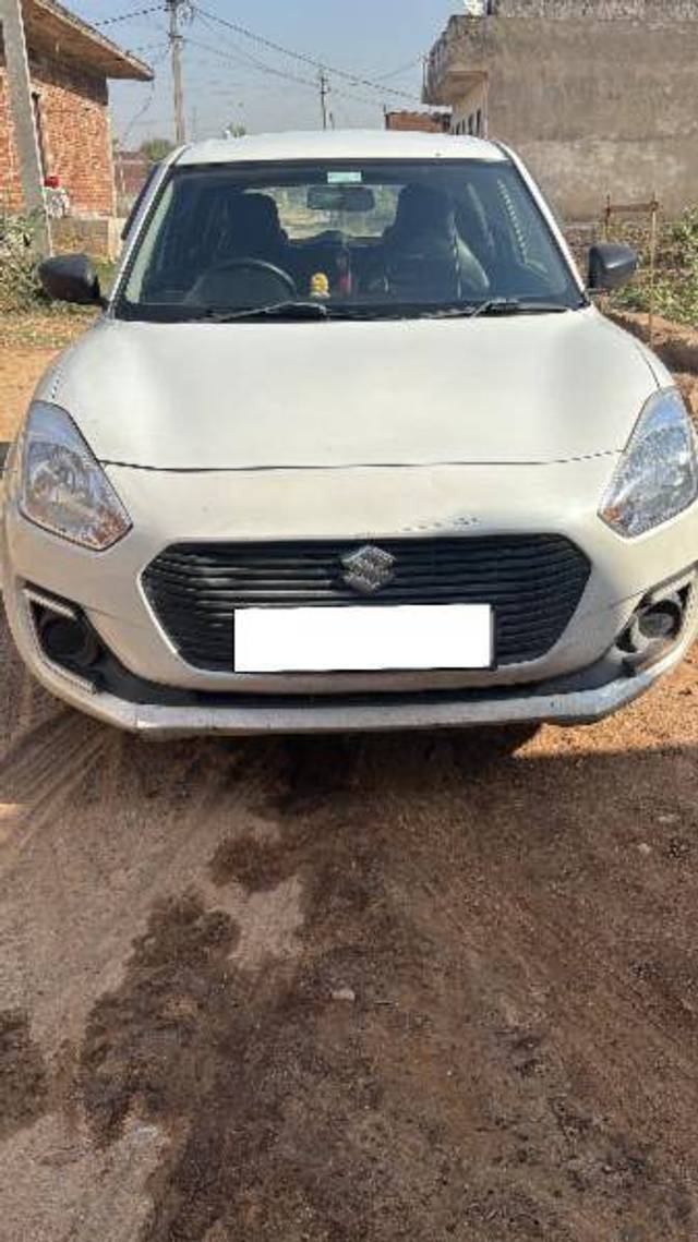 https://images10.gaadi.com/usedcar_image/4403166/original/09cc6e5b3e026cdafb467733f0d6c90e.jpeg?imwidth=6400