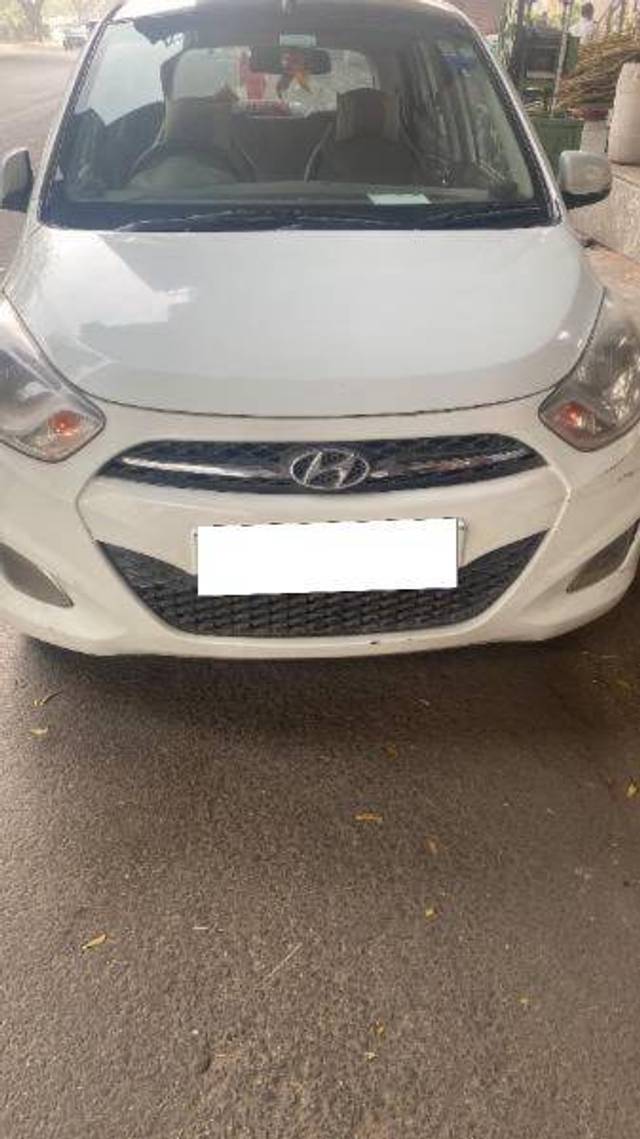 https://images10.gaadi.com/usedcar_image/4403203/original/0f15c519ef9c793a6792a68b61227717.jpeg?imwidth=6402
