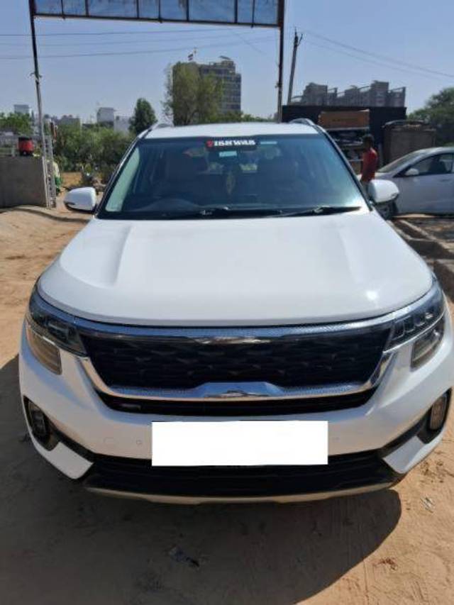 https://images10.gaadi.com/usedcar_image/4403461/original/9c421d9e09dd25dc3348b71315aa2bfb.jpeg?imwidth=6401