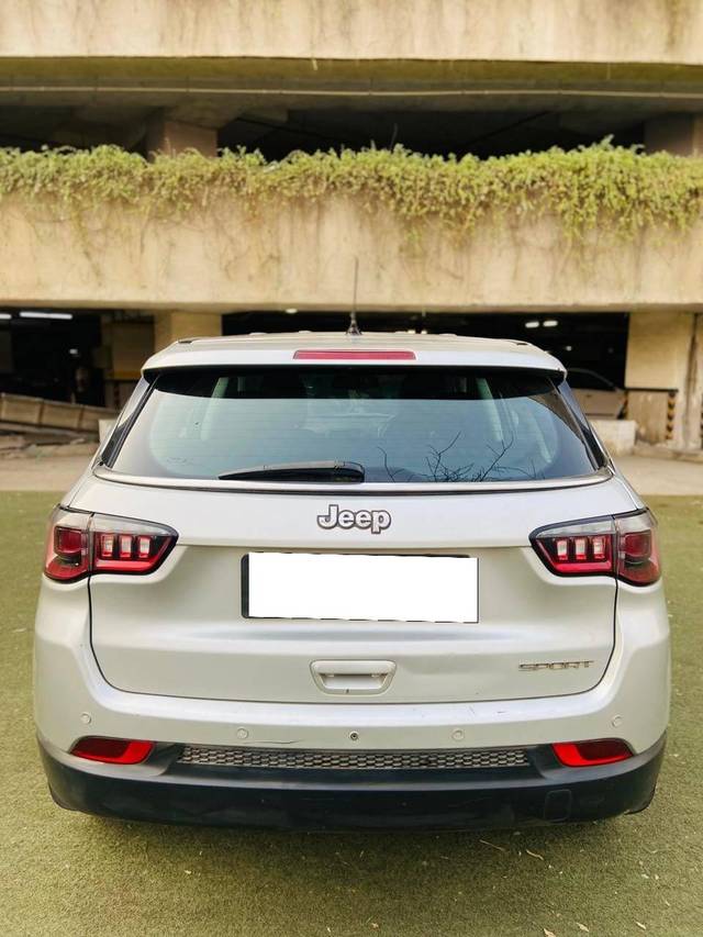 https://images10.gaadi.com/usedcar_image/4403518/original/processed_59ea6a2eaaf6400f8af268de7eb1b83b.jpg?imwidth=6402