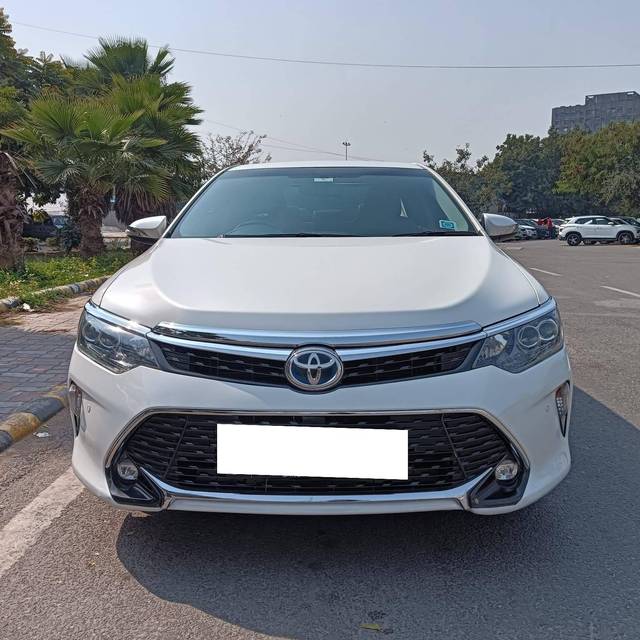 https://images10.gaadi.com/usedcar_image/4403551/original/processed_9a451482af17ca47709a9b0881abb3a1.jpg?imwidth=6400