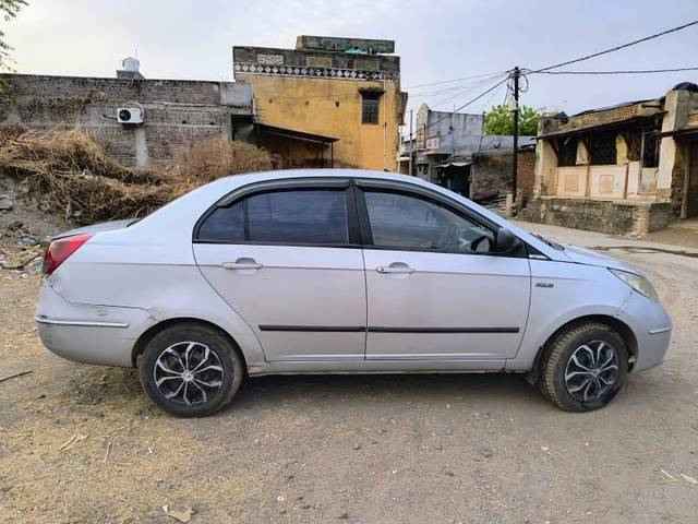 https://images10.gaadi.com/usedcar_image/4403577/original/processed_d777cb28-a2e7-4baa-9705-085a55f97e54.jpg?imwidth=6401