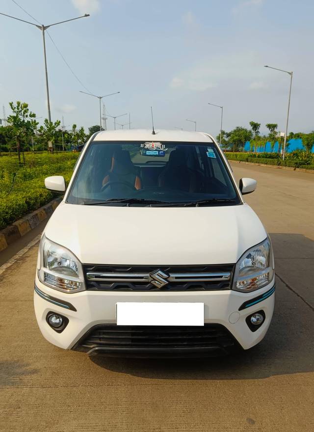 https://images10.gaadi.com/usedcar_image/4403592/original/processed_236fe2683c5090392c0c9a49d81a2bb0.jpg?imwidth=6401