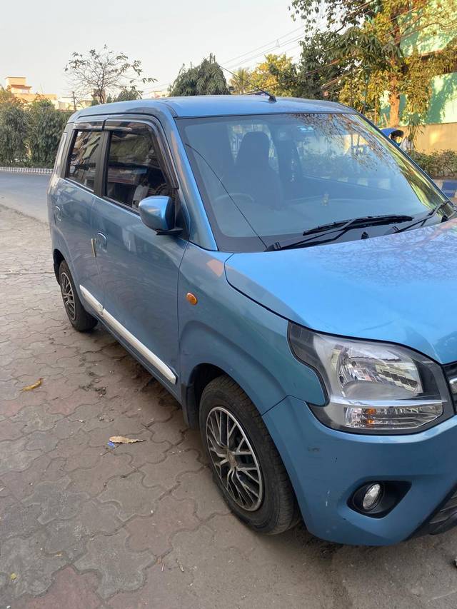 https://images10.gaadi.com/usedcar_image/4403607/original/6409a23ae71aecd9b748f4f8731bc863.jpg?imwidth=6400