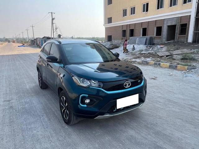 https://images10.gaadi.com/usedcar_image/4403615/original/processed_1b98945310eca506584b0f14862d80db.jpg?imwidth=6400