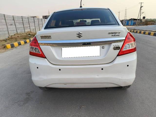 https://images10.gaadi.com/usedcar_image/4403622/original/processed_7f68704584990e34425c5269e35913d0.jpg?imwidth=6402