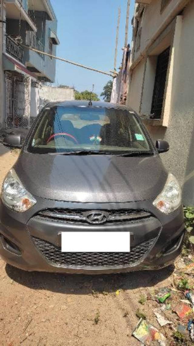 https://images10.gaadi.com/usedcar_image/4403635/original/processed_c89b55d2-ebb2-4c77-9a37-9c63df262ec3.jpg?imwidth=6400