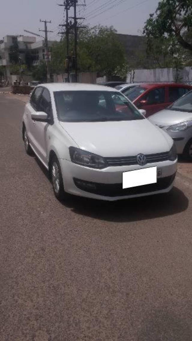 https://images10.gaadi.com/usedcar_image/4403826/original/processed_8117f429-9de4-4d89-9901-a9ade86ee4c7.jpg?imwidth=6400