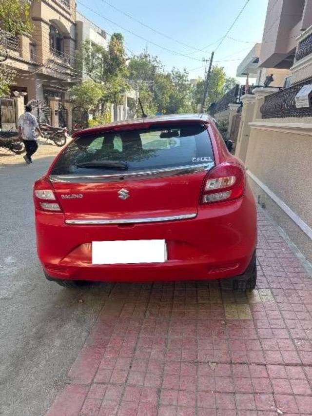 https://images10.gaadi.com/usedcar_image/4403961/original/processed_e1fcfea0-b64a-4223-96c3-64a44bad05f7.jpg?imwidth=6401