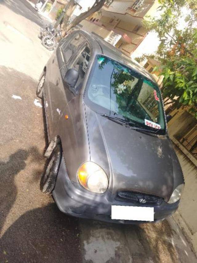 https://images10.gaadi.com/usedcar_image/4404008/original/af9a8ad1eee81cbfb674544c4c65e15d.jpeg?imwidth=6401