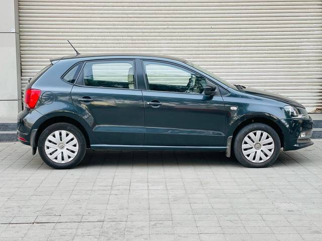 https://images10.gaadi.com/usedcar_image/4404078/original/processed_b21043e480d95e8cdb0d7689e2c896b8.jpg?imwidth=6401