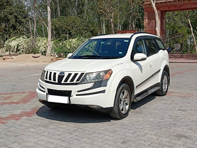 https://images10.gaadi.com/usedcar_image/4404117/original/8f2b4cab387346cb102c88ce5013a4b8.jpg?imwidth=6402