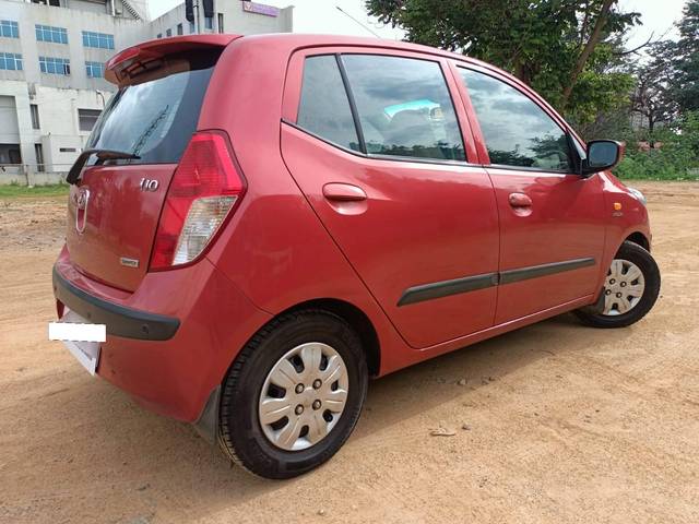 https://images10.gaadi.com/usedcar_image/4404158/original/processed_36a294a72d6f0a4508442806a98c6d97.jpg?imwidth=6402