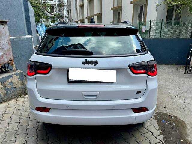 https://images10.gaadi.com/usedcar_image/4404163/original/processed_2b80242c76802863dd63ec9ac6785bed.jpg?imwidth=6401