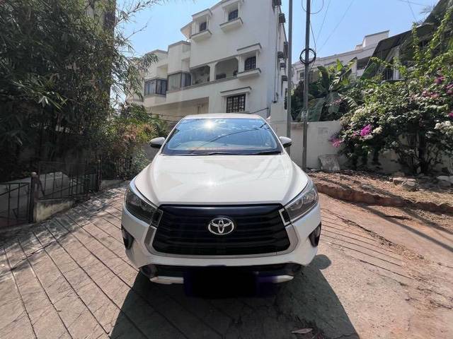 https://images10.gaadi.com/usedcar_image/4404266/original/6466d583007a8bb211b8aee61e3b5f5a.jpg?imwidth=6400