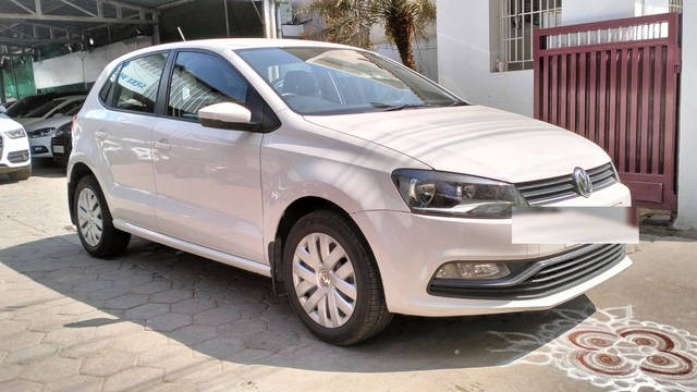 https://images10.gaadi.com/usedcar_image/4404282/original/3dfa19c53052e6aaa29bae7968fe51ef.jpg?imwidth=6400