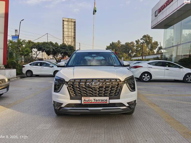 https://images10.gaadi.com/usedcar_image/4404338/original/2a93237a8a4728e9de4548f8682c3417.jpg?imwidth=6400