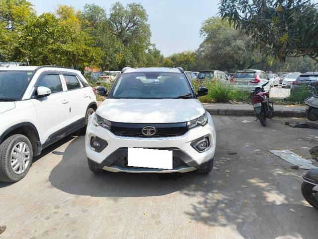 https://images10.gaadi.com/usedcar_image/4404393/original/02bedfa9a84244e6cc920d1155b1bfc5.jpg?imwidth=6400