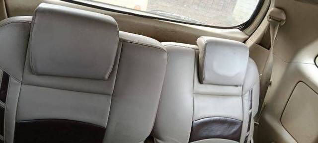 https://images10.gaadi.com/usedcar_image/4404399/original/226046ac8c865200469efdbf7b037d4a.jpg?imwidth=6400