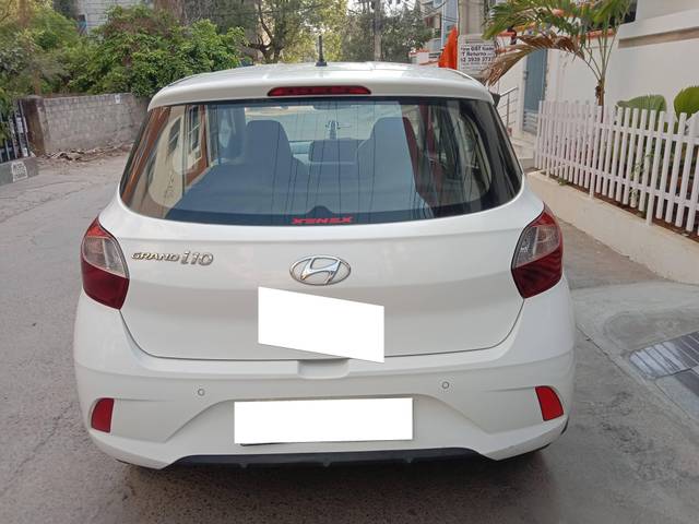 https://images10.gaadi.com/usedcar_image/4404430/original/processed_187c56ed802b36bba4fec9fbfb7513c8.jpg?imwidth=6401