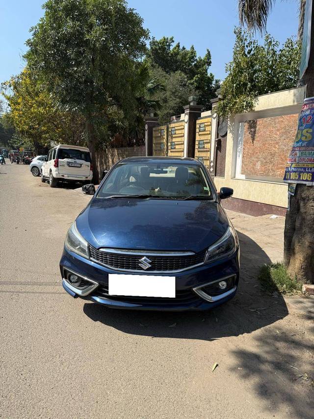 https://images10.gaadi.com/usedcar_image/4404467/original/a45d42015a8dd84e18c9335963f06cd4.jpg?imwidth=6401