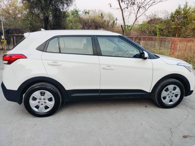 https://images10.gaadi.com/usedcar_image/4404564/original/processed_04f8c3f1edceb4c6833be57fa6a67a9f.jpg?imwidth=6401