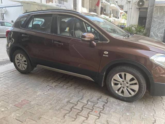 https://images10.gaadi.com/usedcar_image/4404620/original/7dc28ffdaef741b6da1ee2a3d783be72.jpg?imwidth=6400