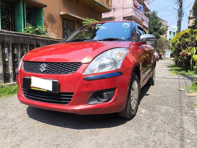 https://images10.gaadi.com/usedcar_image/4404643/original/processed_3425358cbe337d6c9af530b389bb6c04.jpg?imwidth=6402