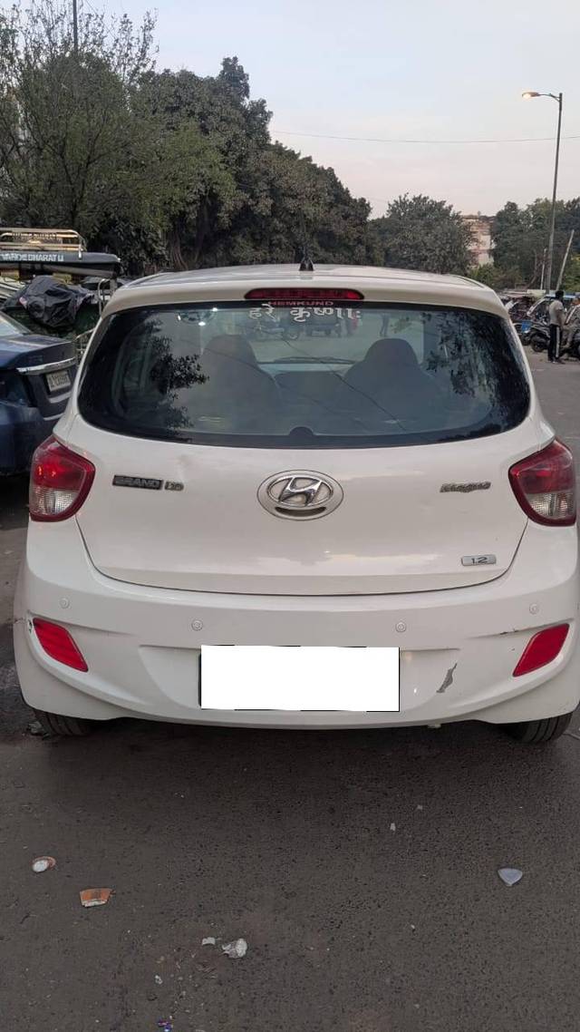 https://images10.gaadi.com/usedcar_image/4404656/original/processed_95b96c6f30cda6a2d3eea6c63e2ecc00.jpg?imwidth=6401