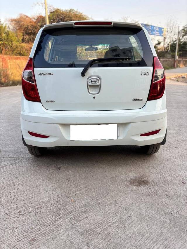 https://images10.gaadi.com/usedcar_image/4404709/original/processed_3fe60dc14617cfee7ca465bced42b607.jpg?imwidth=6402