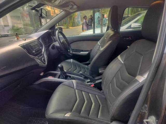 https://images10.gaadi.com/usedcar_image/4404747/original/10db69621dd71d5ecab418de479a98f0.jpg?imwidth=6402