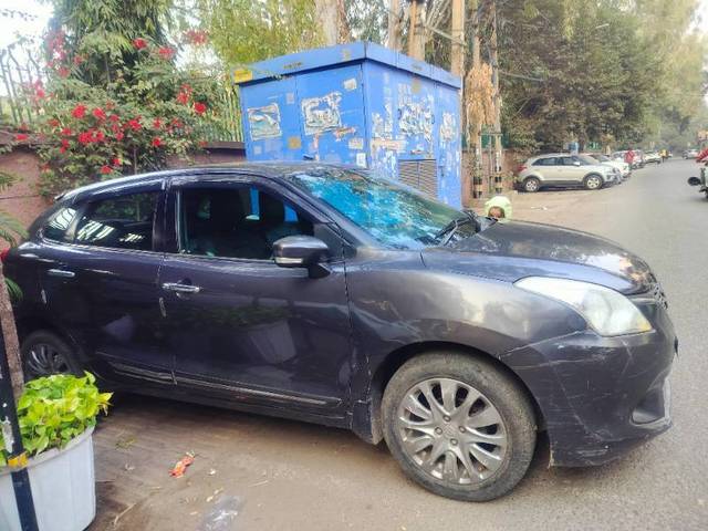 https://images10.gaadi.com/usedcar_image/4404747/original/b6623838e3bf2c05f77eda73b7c0b08e.jpg?imwidth=6400