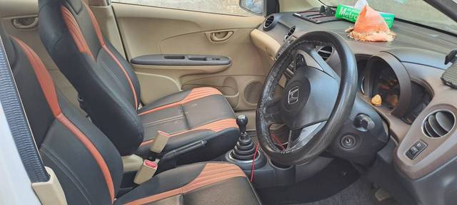https://images10.gaadi.com/usedcar_image/4404772/original/921152cdc8abebec87c06545b3cdf9a1.jpg?imwidth=6401