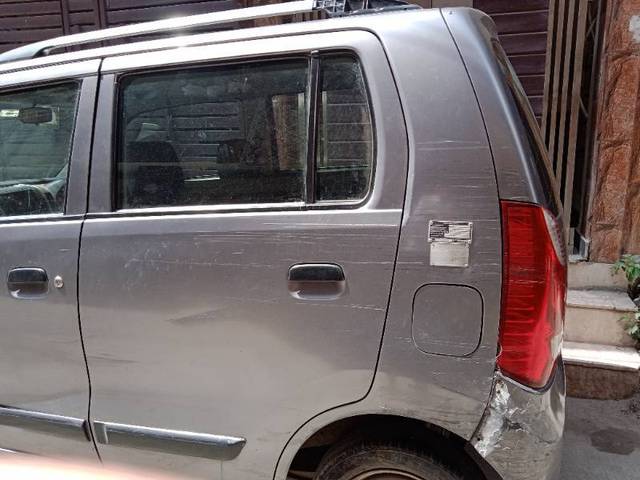 https://images10.gaadi.com/usedcar_image/4404817/original/6b0bd863345ffdfc5c3e03a7a66f7109.jpg?imwidth=6401