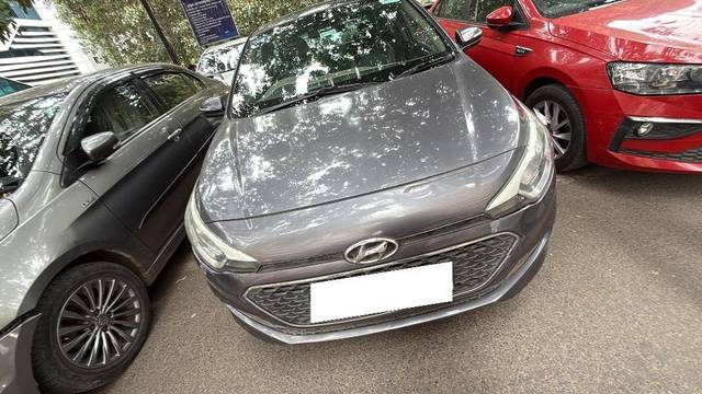 https://images10.gaadi.com/usedcar_image/4404876/original/06a35334dbf4c12fe8d0bfeb42040fc3.jpeg?imwidth=6401