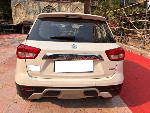 https://images10.gaadi.com/usedcar_image/4404930/original/processed_d11508b9445eeb2ef83cd5247e595c6a.jpg?imwidth=6402