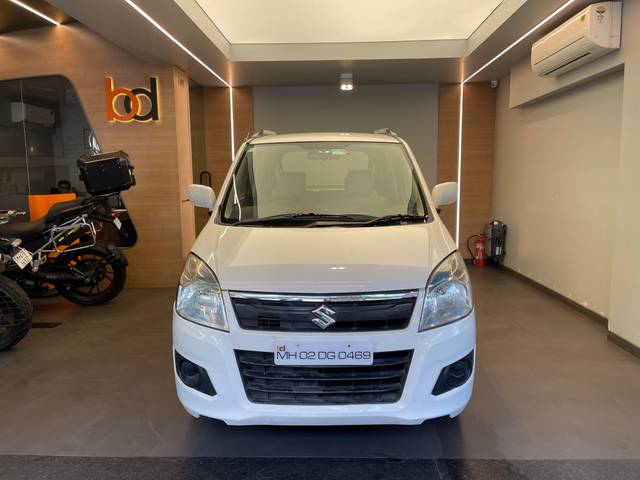 https://images10.gaadi.com/usedcar_image/4404944/original/09e4837a3baf41ae74414615418759bc.jpeg?imwidth=6400