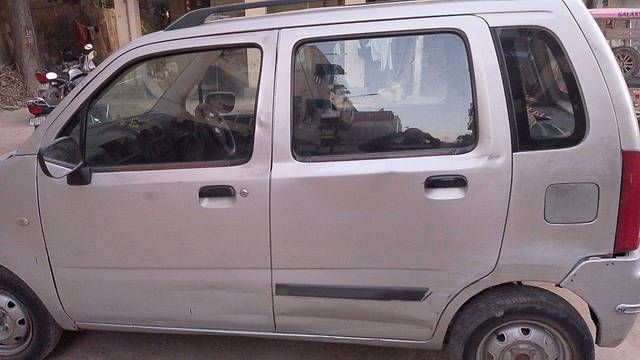 https://images10.gaadi.com/usedcar_image/4404964/original/eb290a20b44ce90a38a7f1bc20727d3a.jpg?imwidth=6402