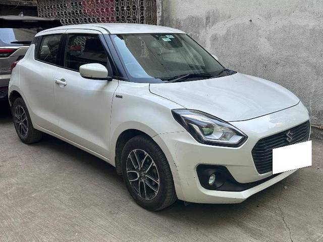 https://images10.gaadi.com/usedcar_image/4404982/original/9f9ec7e1eceb2cc4a69c8c1f499d35b1.jpeg?imwidth=6402